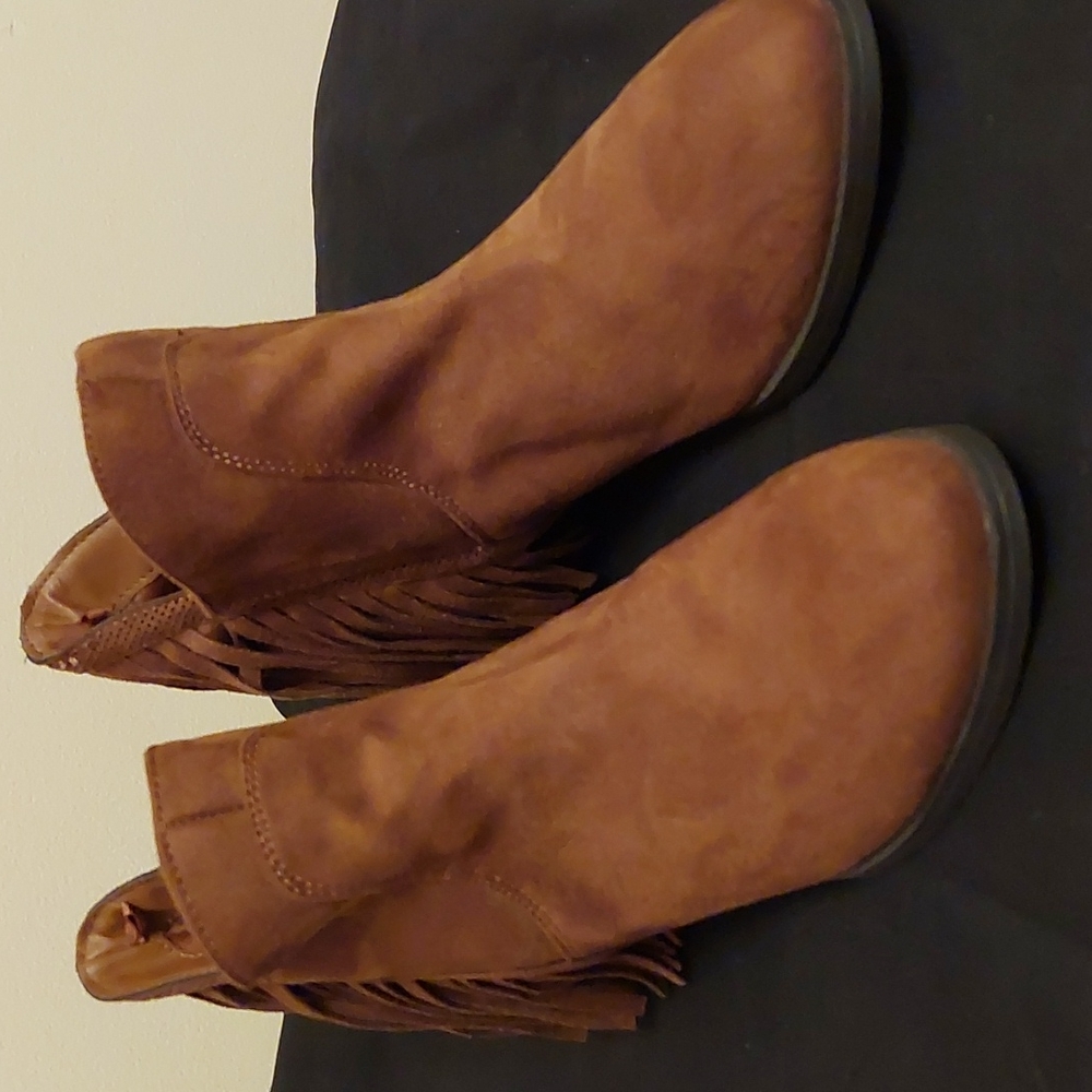 Faded Glory Suede Fringe Bootie Ankle Boot Size 10